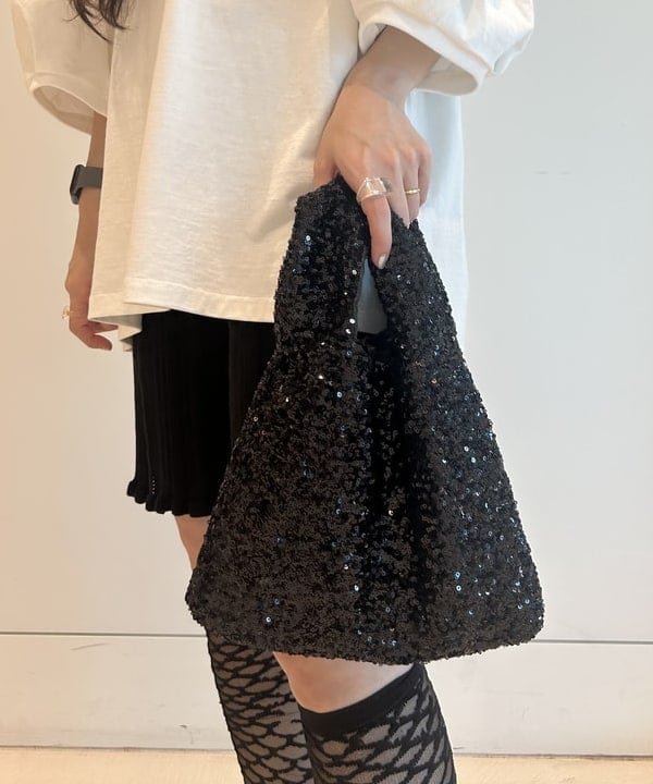 清水 彩乃さんの「BEAMS WOMEN｜maturely / ワイヤー メッシュ シアー ハイソックス」を使ったコーディネート