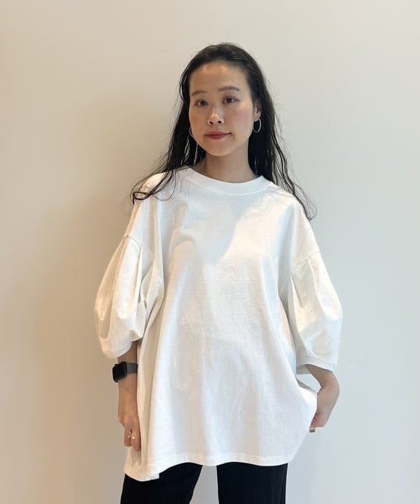 清水 彩乃さんの「BEAMS WOMEN｜maturely / ワイヤー メッシュ シアー ハイソックス」を使ったコーディネート
