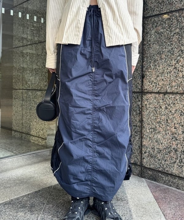 amiriさんの「BEAMS WOMEN｜ストライプ ジップ シャツ」を使ったコーディネート