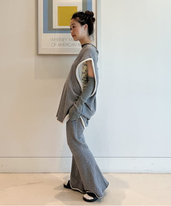 清水 彩乃さんの「BEAMS WOMEN｜maturely / ダメージ アームウォーマー」を使ったコーディネート