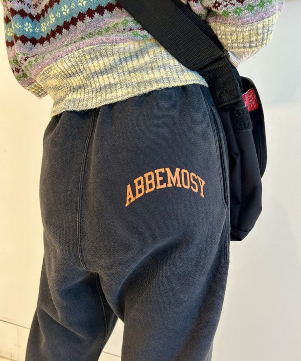 ナツハさんの「BEAMS WOMEN｜【別注】Champion / バックプリント リバースウィーブ(R) スウェット パンツ」を使ったコーディネート