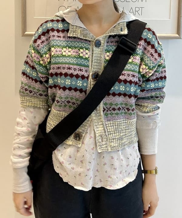 ナツハさんの「BEAMS WOMEN｜【別注】Champion / バックプリント リバースウィーブ(R) スウェット パンツ」を使ったコーディネート