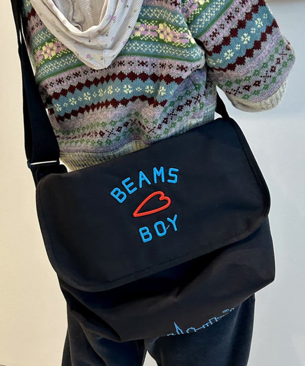 ナツハさんの「BEAMS WOMEN｜【別注】Champion / バックプリント リバースウィーブ(R) スウェット パンツ」を使ったコーディネート