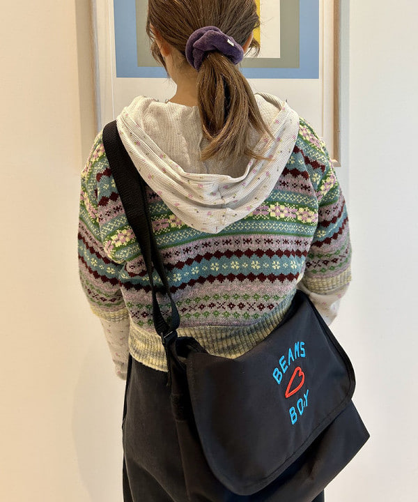 ナツハさんの「BEAMS WOMEN｜【別注】Champion / バックプリント リバースウィーブ(R) スウェット パンツ」を使ったコーディネート