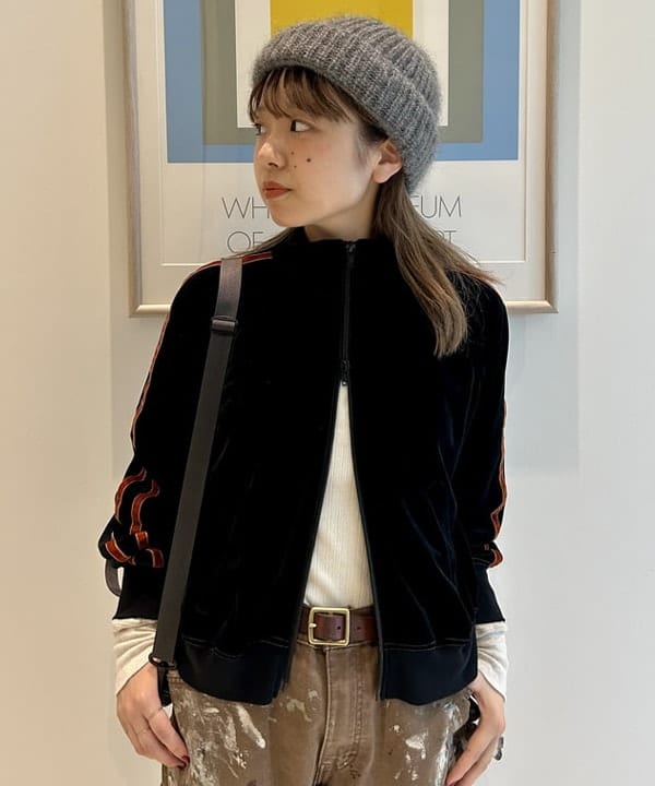 ナツハさんの「BEAMS WOMEN｜ベロア ライナー フルジップ」を使ったコーディネート