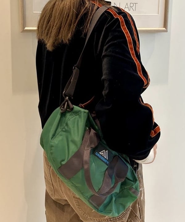 ナツハさんの「BEAMS WOMEN｜ベロア ライナー フルジップ」を使ったコーディネート