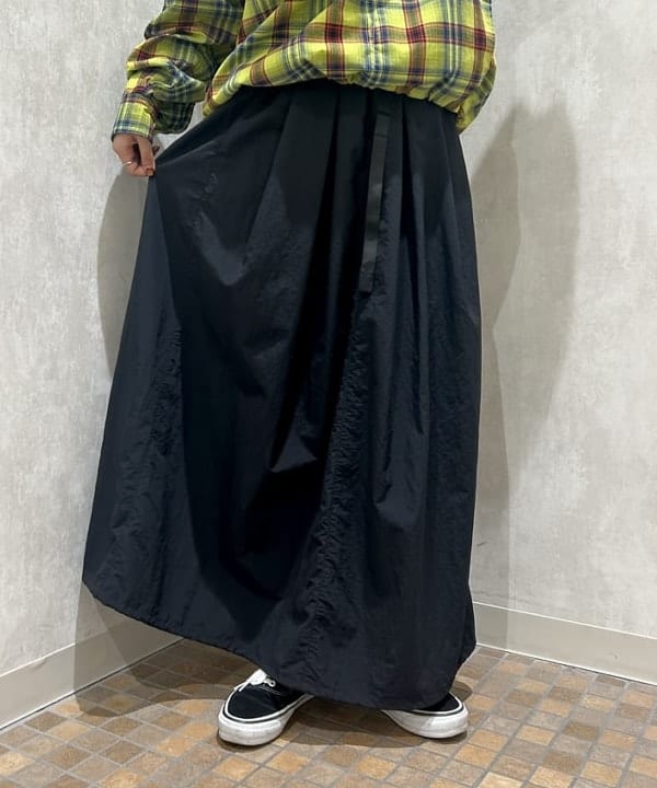 ばるたんさんの「BEAMS WOMEN｜ワイドフィット リフレクター チェック フードシャツ」を使ったコーディネート