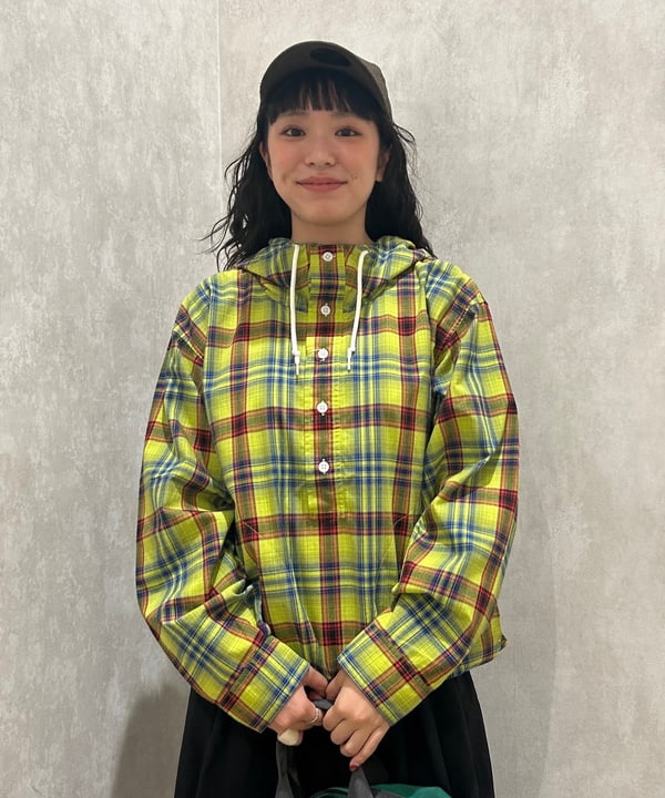 ばるたんさんの「BEAMS WOMEN｜ワイドフィット リフレクター チェック フードシャツ」を使ったコーディネート