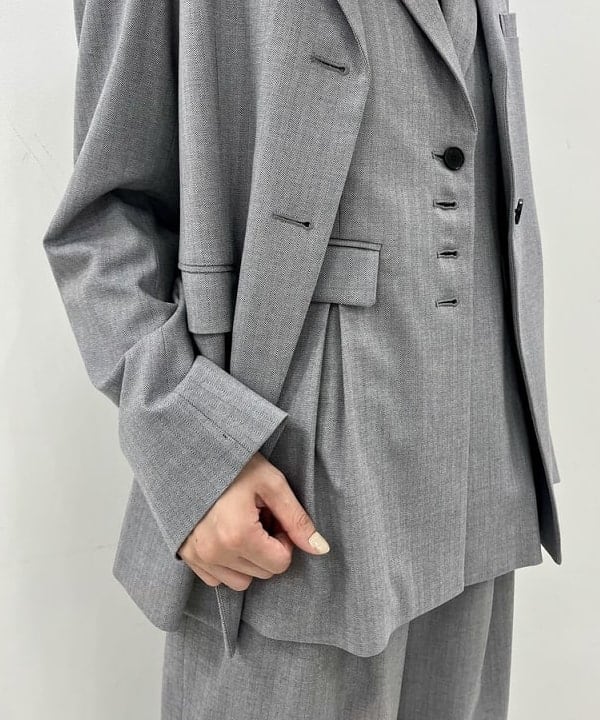 kigoさんの「BEAMS WOMEN｜RBS / ヘリンボーン タック ジレ」を使ったコーディネート