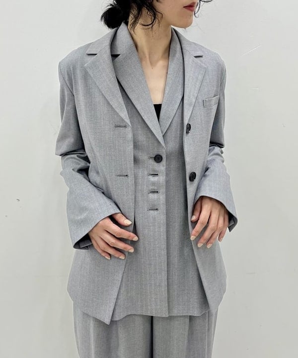 kigoさんの「BEAMS WOMEN｜RBS / ヘリンボーン タック ジレ」を使ったコーディネート