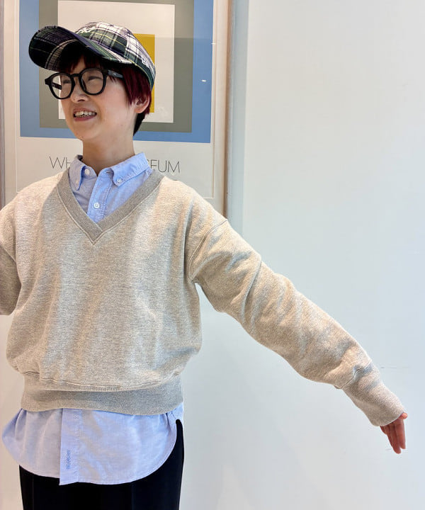 木村 梨香さんの「BEAMS WOMEN｜フリーダムスリーブ Vネック スウェット」を使ったコーディネート