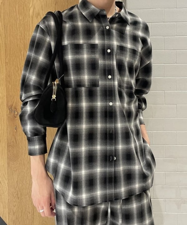 マツミヤさんの「BEAMS WOMEN｜オンブレチェック ワイド パンツ」を使ったコーディネート