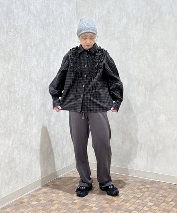 YABUさんの「BEAMS WOMEN｜チェック フリル ブレード シャツ」を使ったコーディネート