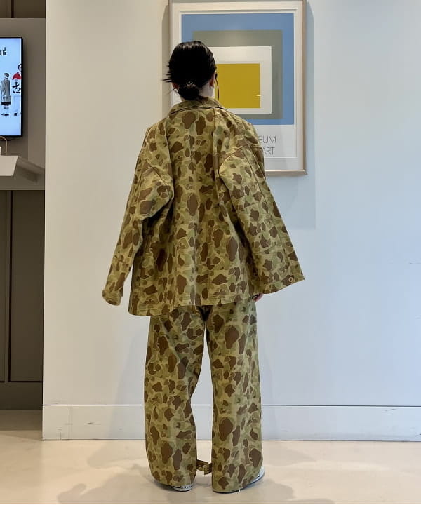 にしだてさんの「BEAMS WOMEN｜キャッツアイ クリア レンズ」を使ったコーディネート