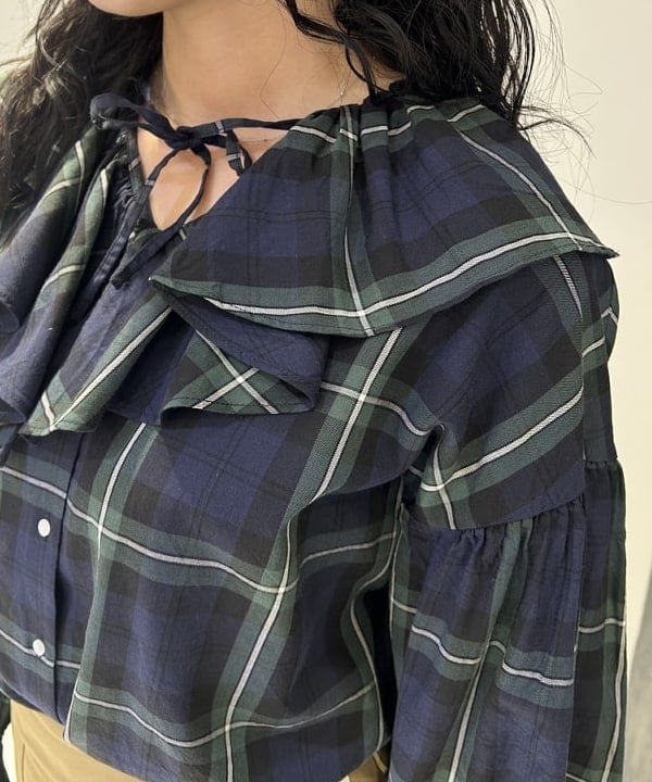 ハルカさんの「BEAMS WOMEN｜【別注】FRED PERRY / Tennis Pleats Skirt」を使ったコーディネート