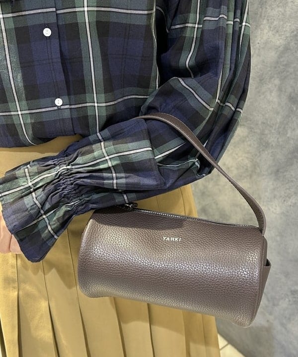 ハルカさんの「BEAMS WOMEN｜【別注】FRED PERRY / Tennis Pleats Skirt」を使ったコーディネート