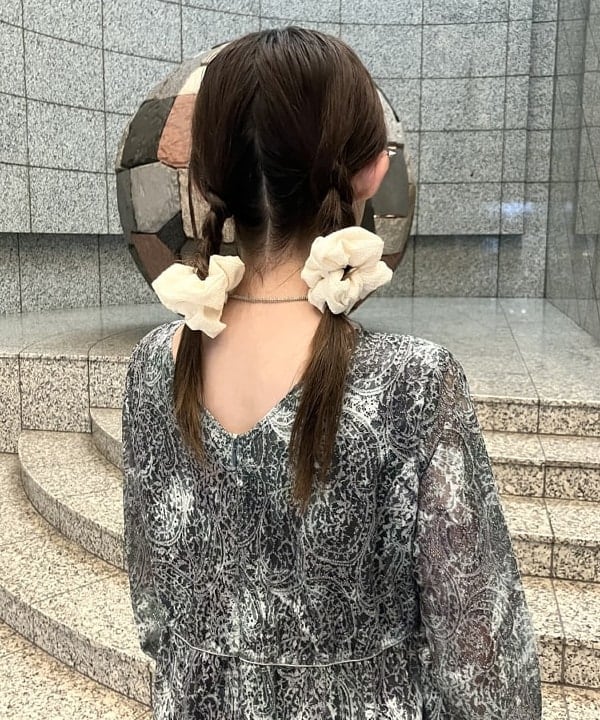 加歩さんの「BEAMS WOMEN｜RBS / ペイズリー レース プリント ワンピース」を使ったコーディネート