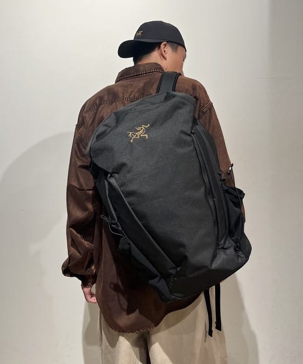 BANさんの「BEAMS WOMEN｜フェード ワークシャツ」を使ったコーディネート