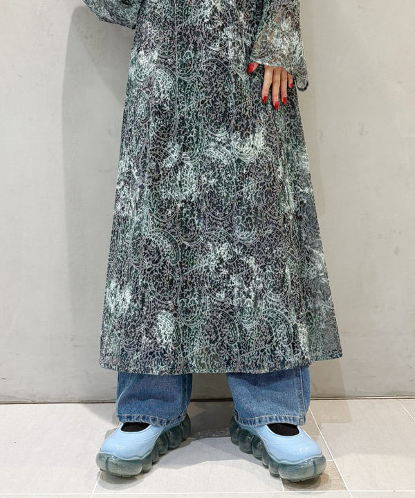 りかちょび/岸本梨佳さんの「BEAMS WOMEN｜RBS / ペイズリー レース プリント ワンピース」を使ったコーディネート