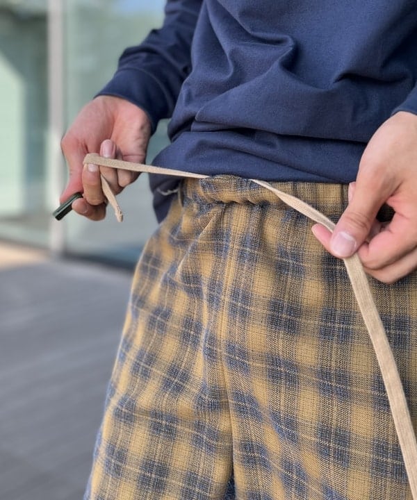 BAKU(東江 漠)さんの「BEAMS WOMEN｜【別注】LACOSTE / バッジ ロングスリーブＴシャツ」を使ったコーディネート