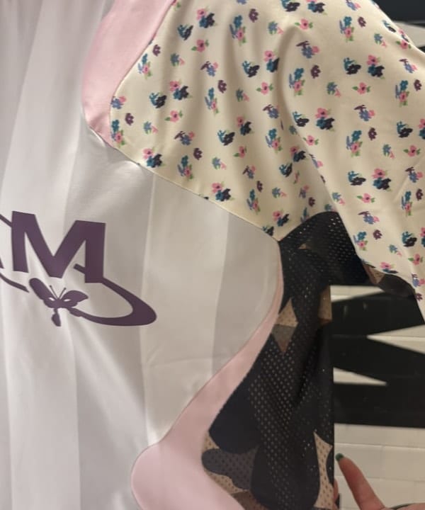 大石彩可さんの「BEAMS WOMEN｜【別注】FRED PERRY / Tennis Pleats Skirt」を使ったコーディネート