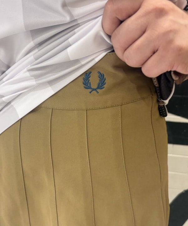 大石彩可さんの「BEAMS WOMEN｜【別注】FRED PERRY / Tennis Pleats Skirt」を使ったコーディネート