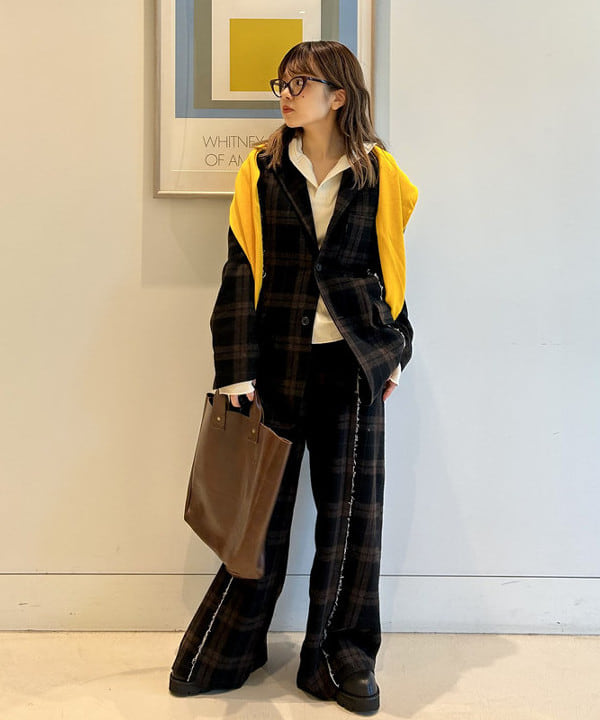 ナツハさんの「BEAMS WOMEN｜【別注】Healthknit × maturely / フーデッド ヘンリー ロングスリーブ」を使ったコーディネート