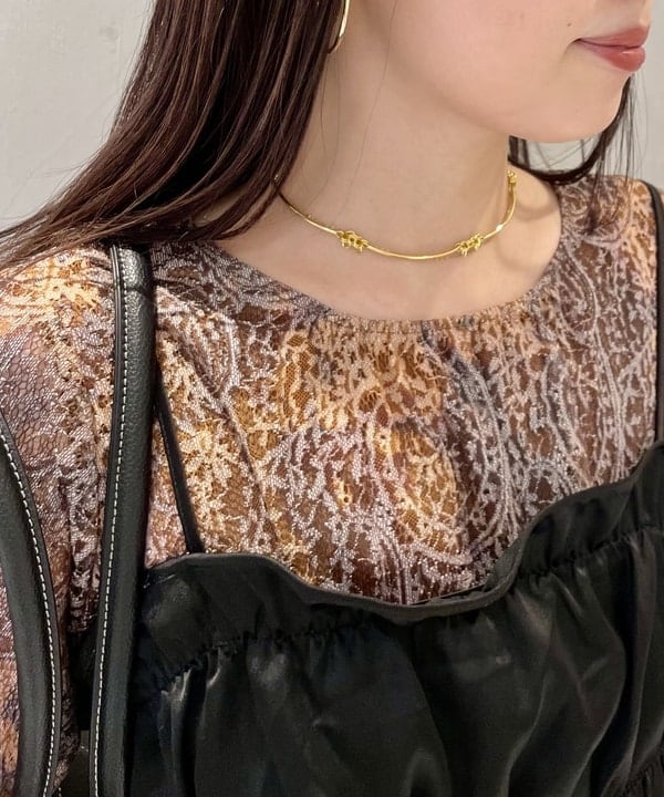 カタヤマ アヤさんの「BEAMS WOMEN｜RBS / ペイズリー レース プリント ワンピース」を使ったコーディネート