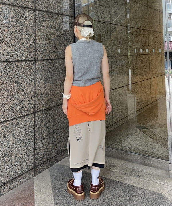 まゆちゃんさんの「BEAMS WOMEN｜【別注】SCREEN STARS / フルジップ パーカー」を使ったコーディネート