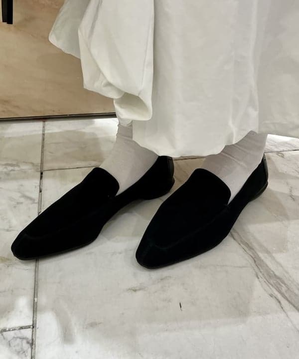 茂野 真楓さんの「BEAMS WOMEN｜ヒヨク Vネック ショートジレ」を使ったコーディネート