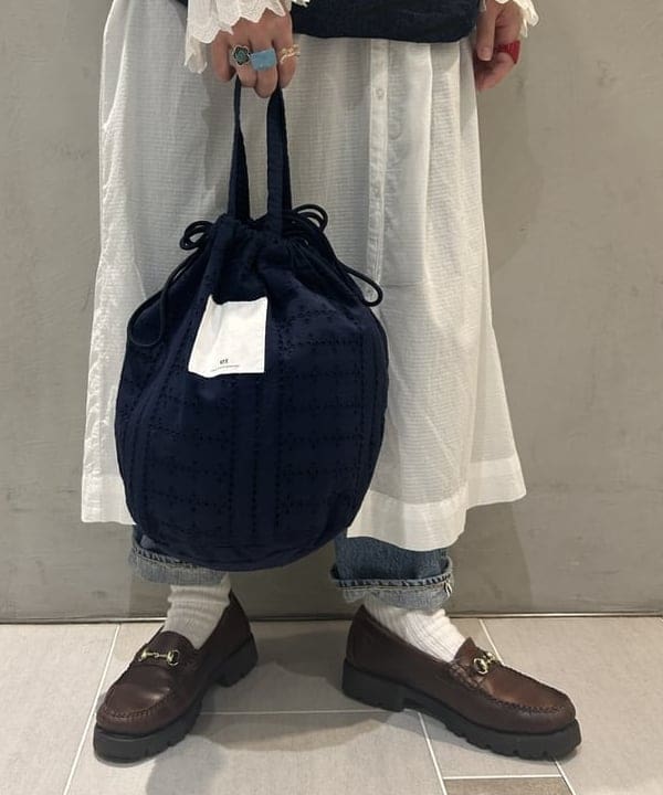 清水 彩乃さんの「BEAMS WOMEN｜ユーロ ヴィンテージ フリル ワンピース」を使ったコーディネート