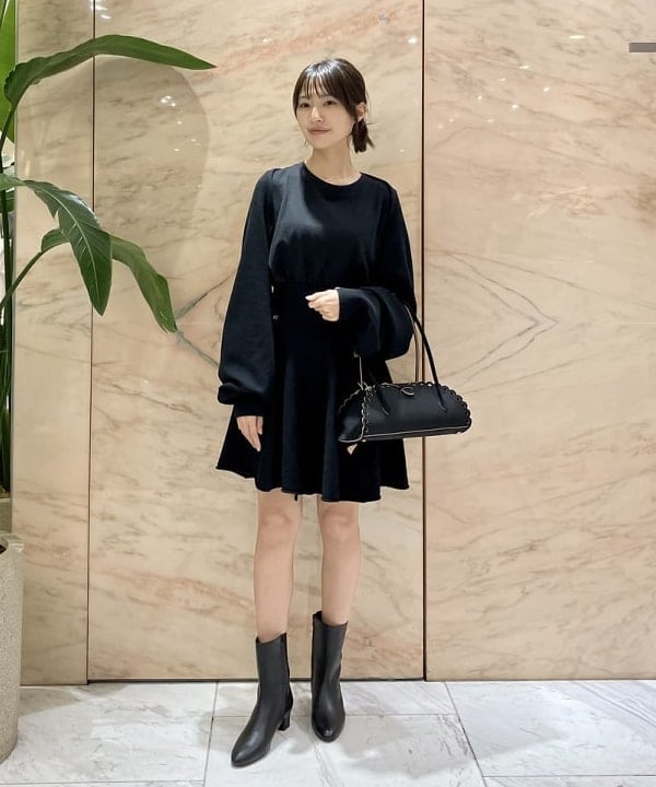茂野 真楓さんの「BEAMS WOMEN｜extreme cashmere / girl スカート」を使ったコーディネート
