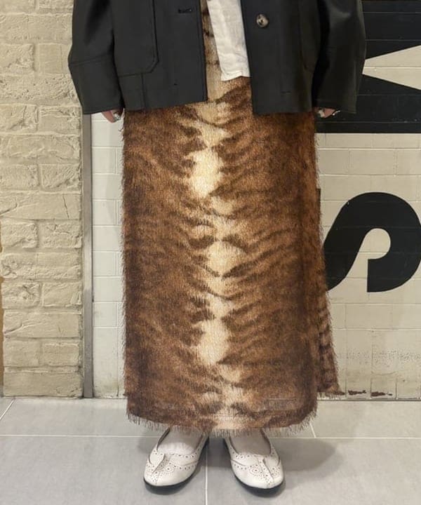 大石彩可さんの「BEAMS WOMEN｜BAUM UND PFERDGARTEN / フェイクレザー 3ポケット ジャケット」を使ったコーディネート