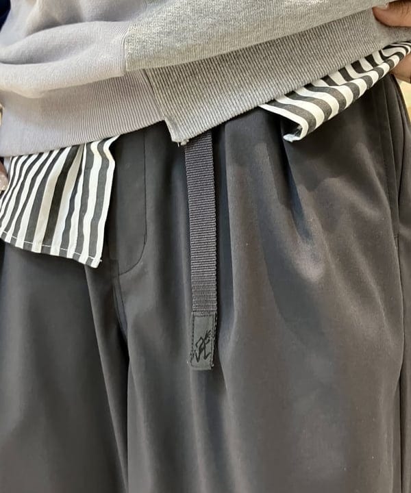 小原 もこさんの「BEAMS WOMEN｜【別注】THE NORTH FACE PURPLE LABEL / Mountain Wind Parka 25FW」を使ったコーディネート