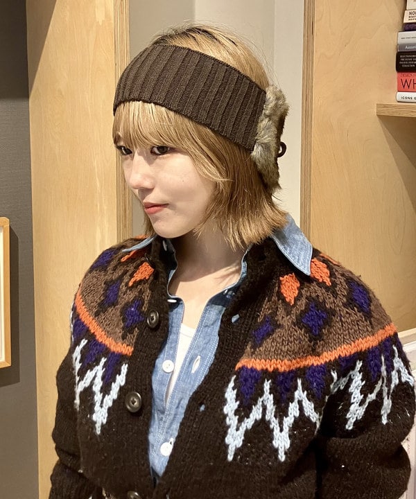 小原 もこさんの「BEAMS WOMEN｜【別注】BUZZ RICKSON'S / シャンブレー ロングスリーブ シャツ」を使ったコーディネート