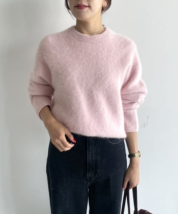 SAKAIさんの「BEAMS WOMEN｜ヤク フォックス ロングスリーブ プルオーバーニット」を使ったコーディネート