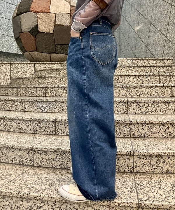 小原 もこさんの「BEAMS WOMEN｜【別注】SCREEN STARS / フルジップ パーカー」を使ったコーディネート