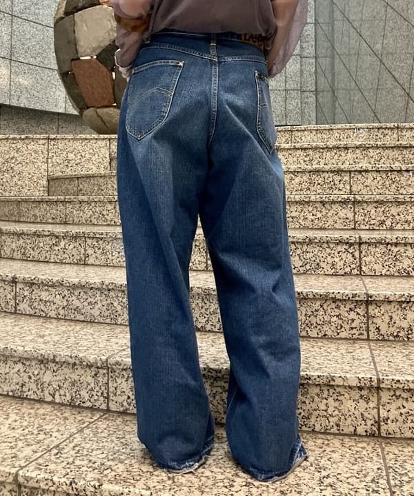 小原 もこさんの「BEAMS WOMEN｜【別注】SCREEN STARS / フルジップ パーカー」を使ったコーディネート