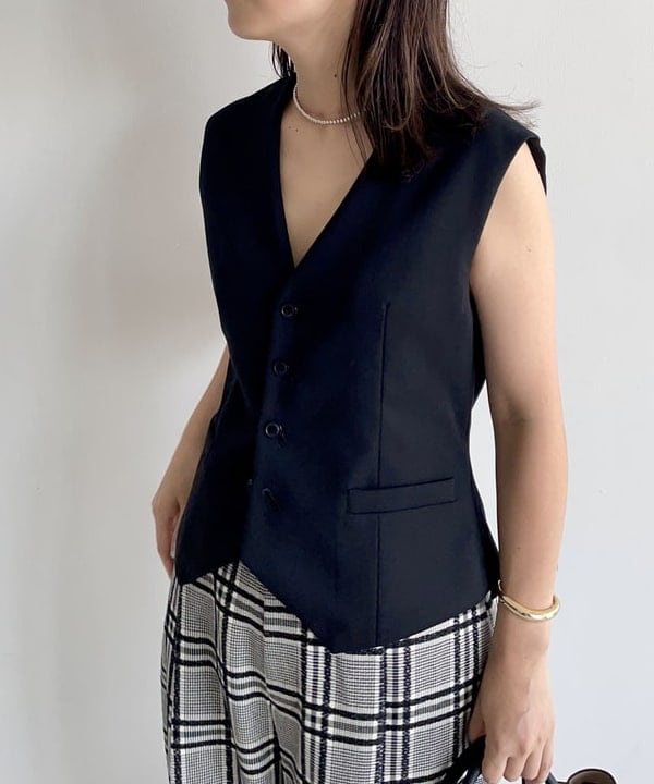 住吉　明佳さんの「BEAMS WOMEN｜ATELIER AMBOISE /  WILLER リバーシブル ベルト」を使ったコーディネート