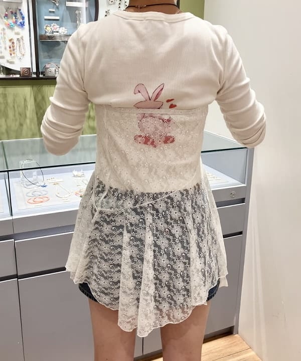 イトウミサキさんの「BEAMS WOMEN｜UGG(R) / Women's Classic Ultra Mini Platform / クラシック ウルトラ ミニ プラットフォーム」を使ったコーディネート