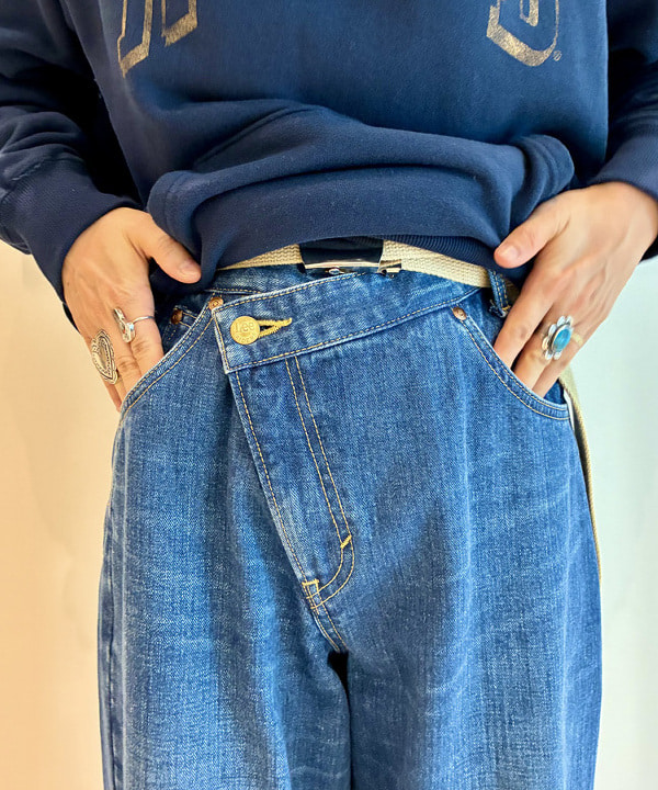 木村 梨香さんの「BEAMS WOMEN｜【別注】SIERRA DESIGNS / 2WAY ショート ダウン 25FW」を使ったコーディネート