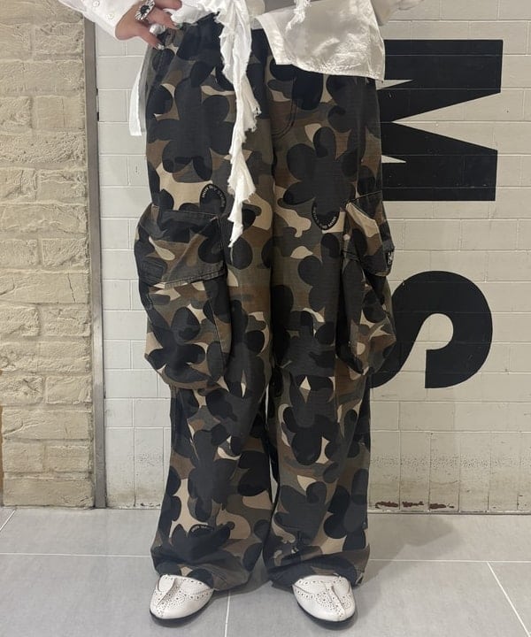 大石彩可さんの「BEAMS WOMEN｜maturely / オーガニック コットン ハート フリルシャツ」を使ったコーディネート