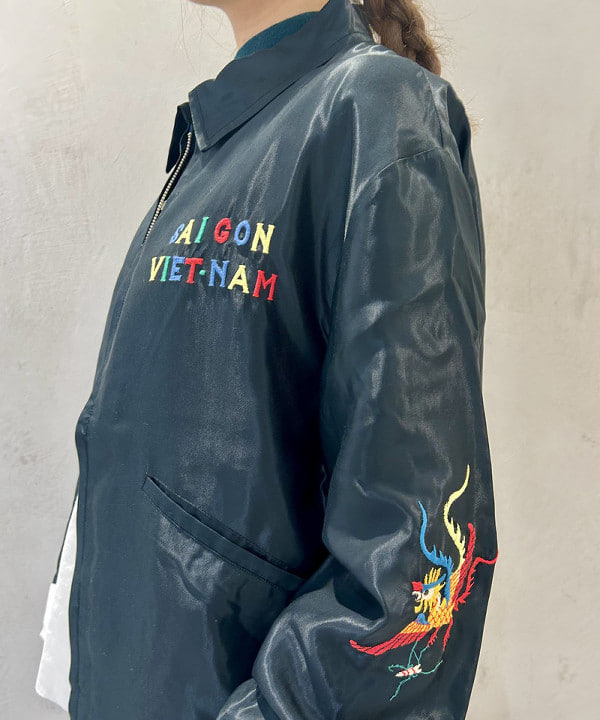 ナツハさんの「BEAMS WOMEN｜【別注】テーラー東洋 / アセテート ベトナム ジャケット」を使ったコーディネート