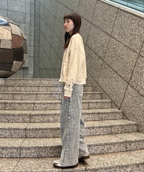 はやしあかねさんの「BEAMS WOMEN｜【別注】Champion / リバースウィーブ(R) カーディガン」を使ったコーディネート