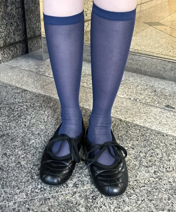 加歩さんの「BEAMS WOMEN｜Ｗカラー レイヤード シャツ」を使ったコーディネート