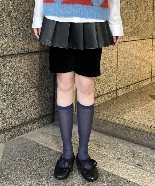 加歩さんの「BEAMS WOMEN｜Ｗカラー レイヤード シャツ」を使ったコーディネート