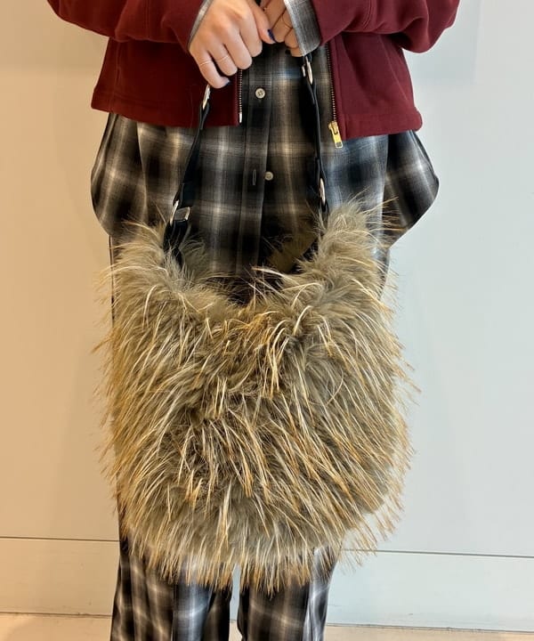 水野 萌香さんの「BEAMS WOMEN｜オンブレチェック ビッグ シャツ」を使ったコーディネート