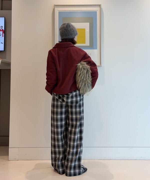 水野 萌香さんの「BEAMS WOMEN｜オンブレチェック ビッグ シャツ」を使ったコーディネート