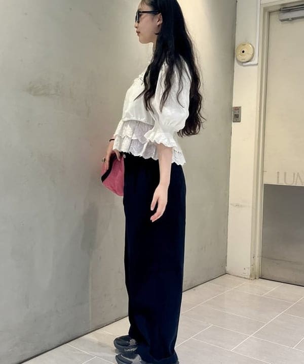 髙田 ユウさんの「BEAMS WOMEN｜ワイド チノ パンツ」を使ったコーディネート