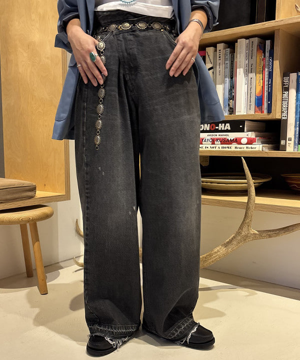 吉野 多恵さんの「BEAMS WOMEN｜ポリエステル ツイル スリーボタン ジャケット」を使ったコーディネート